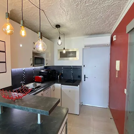 06bh - Beautiful Seafront Apartamento Saint-Laurent-du-Var